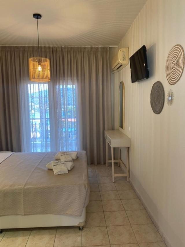 Pella Hotel - New Neos Marmaras Zewnętrze zdjęcie