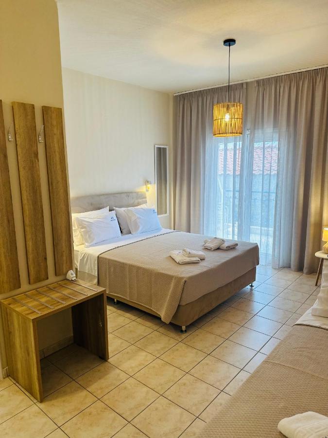 Pella Hotel - New Neos Marmaras Zewnętrze zdjęcie